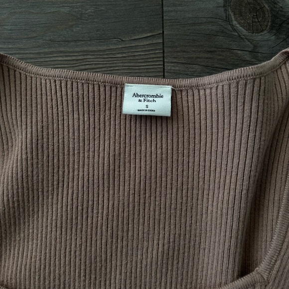 Abercrombie Sweater Bodysuit Tan - Size Small - Picture 3 of 4